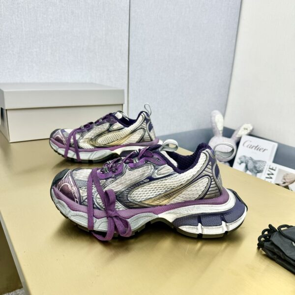BALENCIAGA Retro Casual Sneakers - Image 6