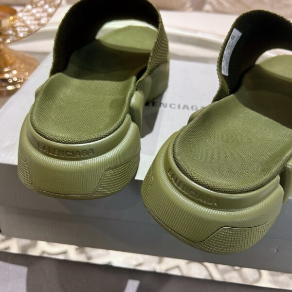 Balenciaga Speed 2.0 Slippers - Image 7
