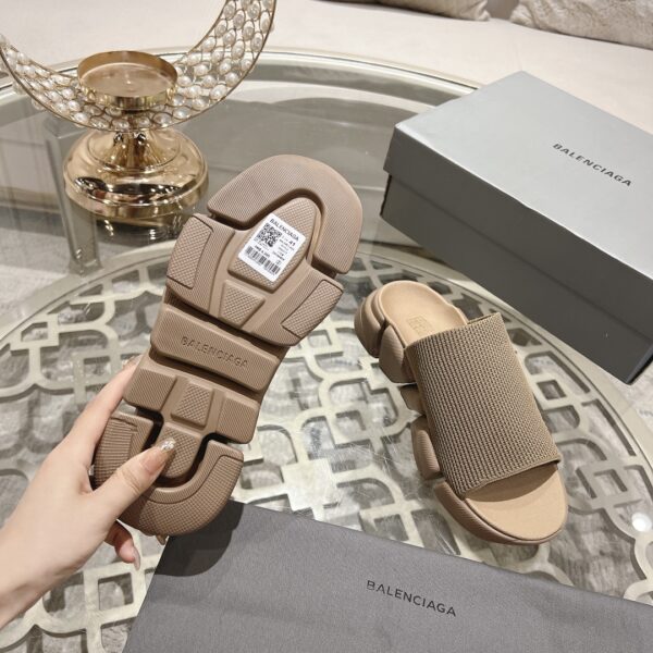 Balenciaga Speed 2.0 Slippers - Image 4