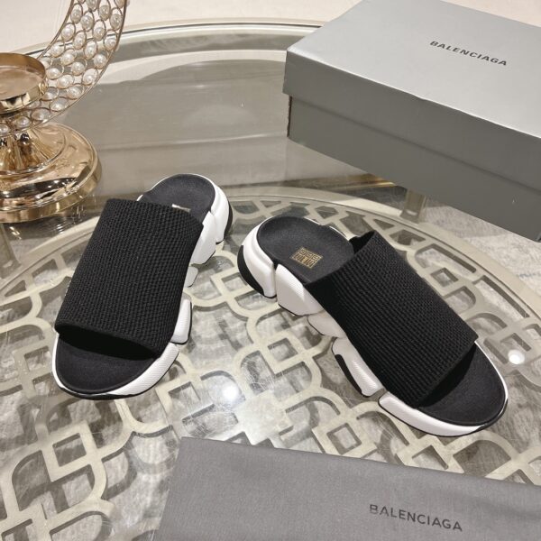Balenciaga Speed 2.0 Slippers