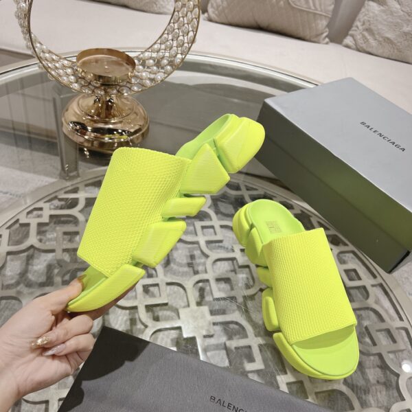 Balenciaga Speed 2.0 Slippers - Image 3