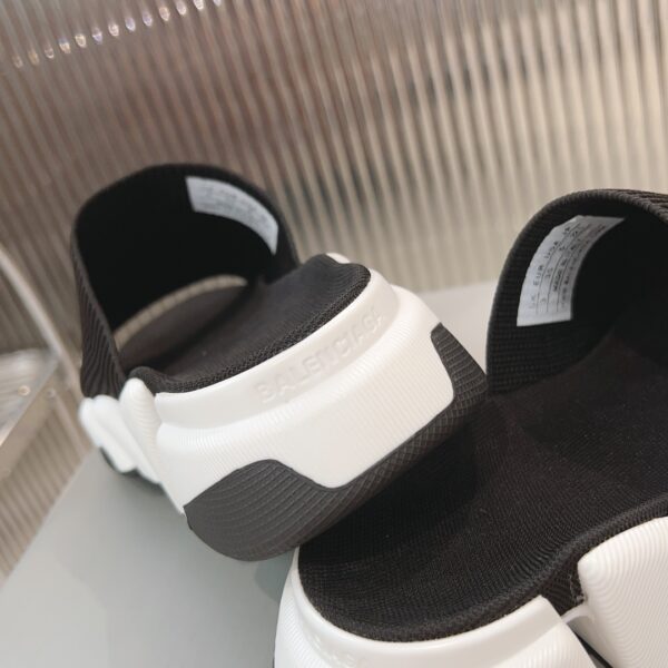 Balenciaga Speed 2.0 Slippers - Image 5