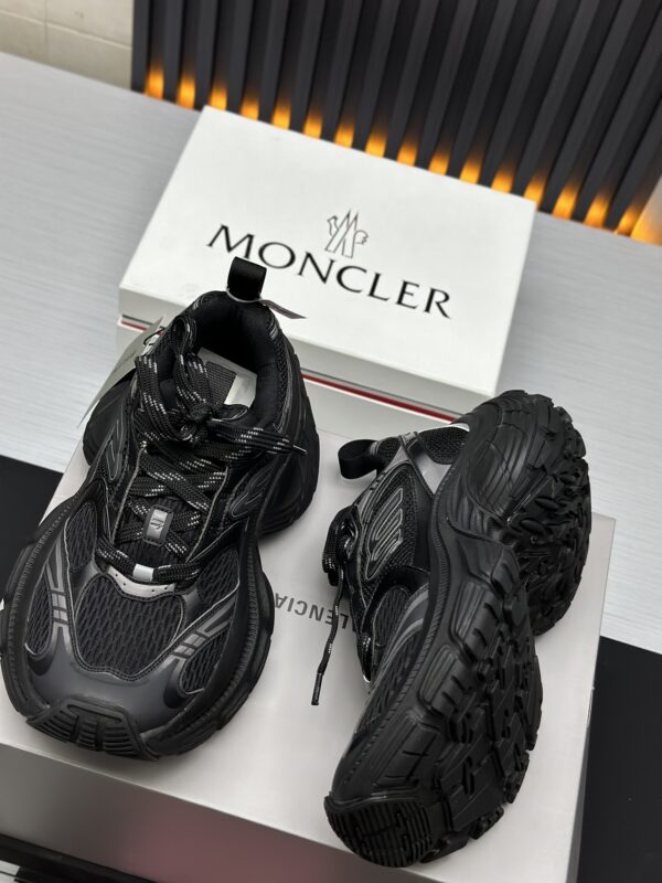 Balenciaga 10XL Large Bottom Sneakers - Image 8