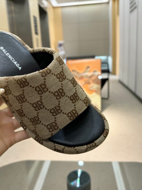 Balenciaga Thick soled Slippers - Image 7