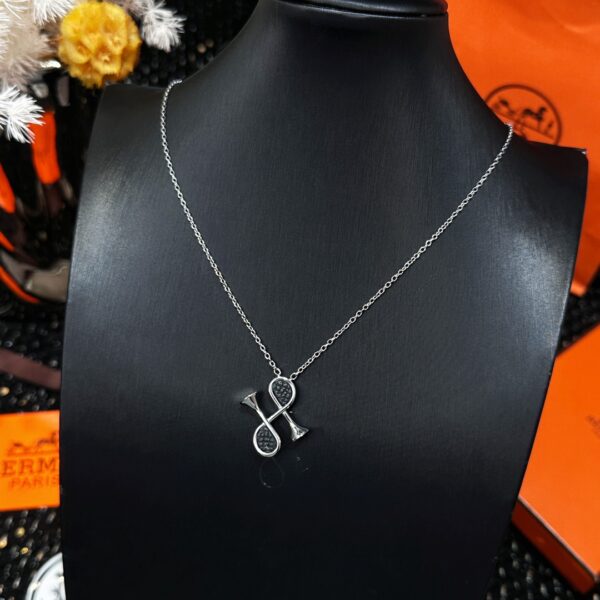 Hermes Cor H trumpet necklace - Image 5