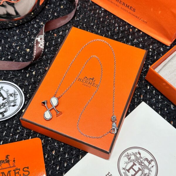 Hermes Cor H trumpet necklace - Image 6