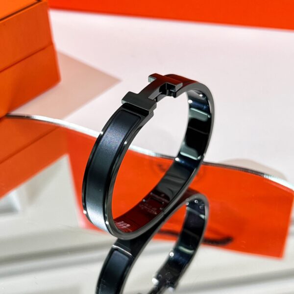 Hermes CLIC HH SO BLACK BRACELET Black Knight H Bracelet - Image 7