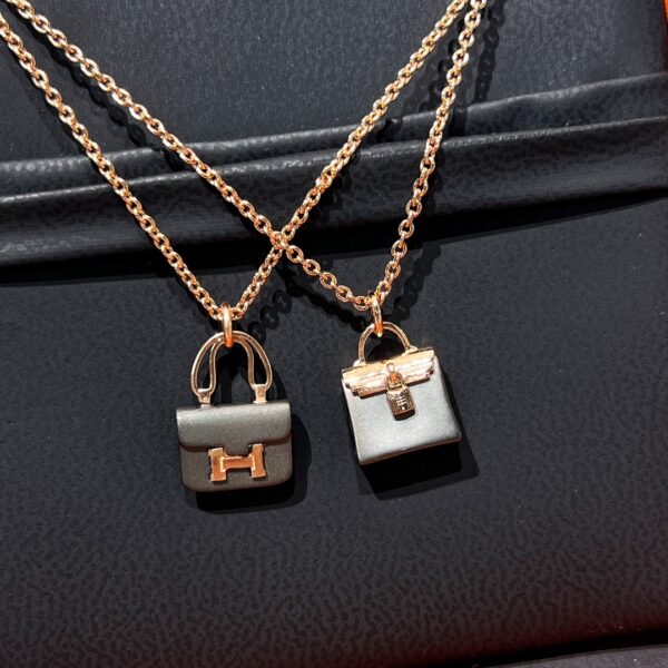 HERMES Black Bag Necklace
