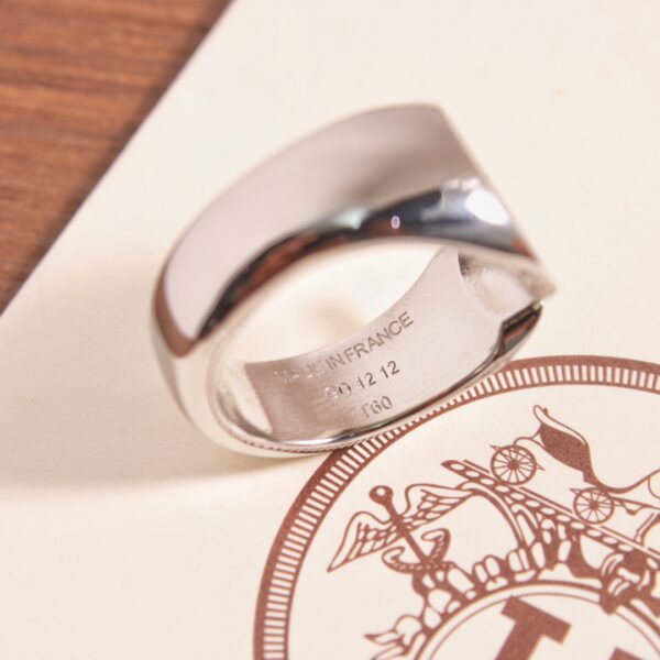 Hermes Carrousel Horsehead Ring - Image 8