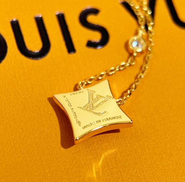 LV Diamond Old Flower Tianhe Stone Bracelet Necklace - Image 8