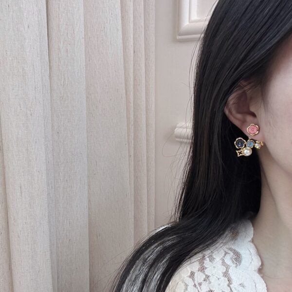 LV BOTANICA earrings and earrings - Image 3
