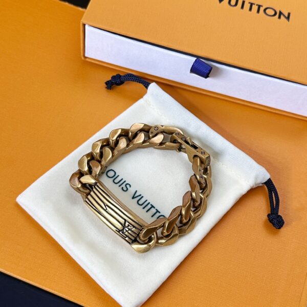 LV EPI Bracelet - Image 3
