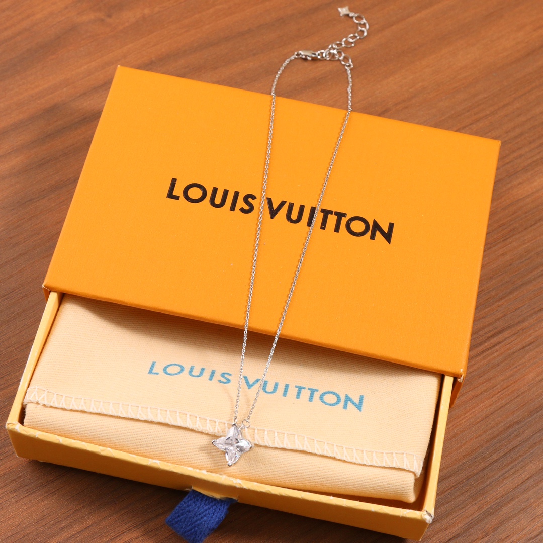 LV lconic Pearls necklace - Image 3