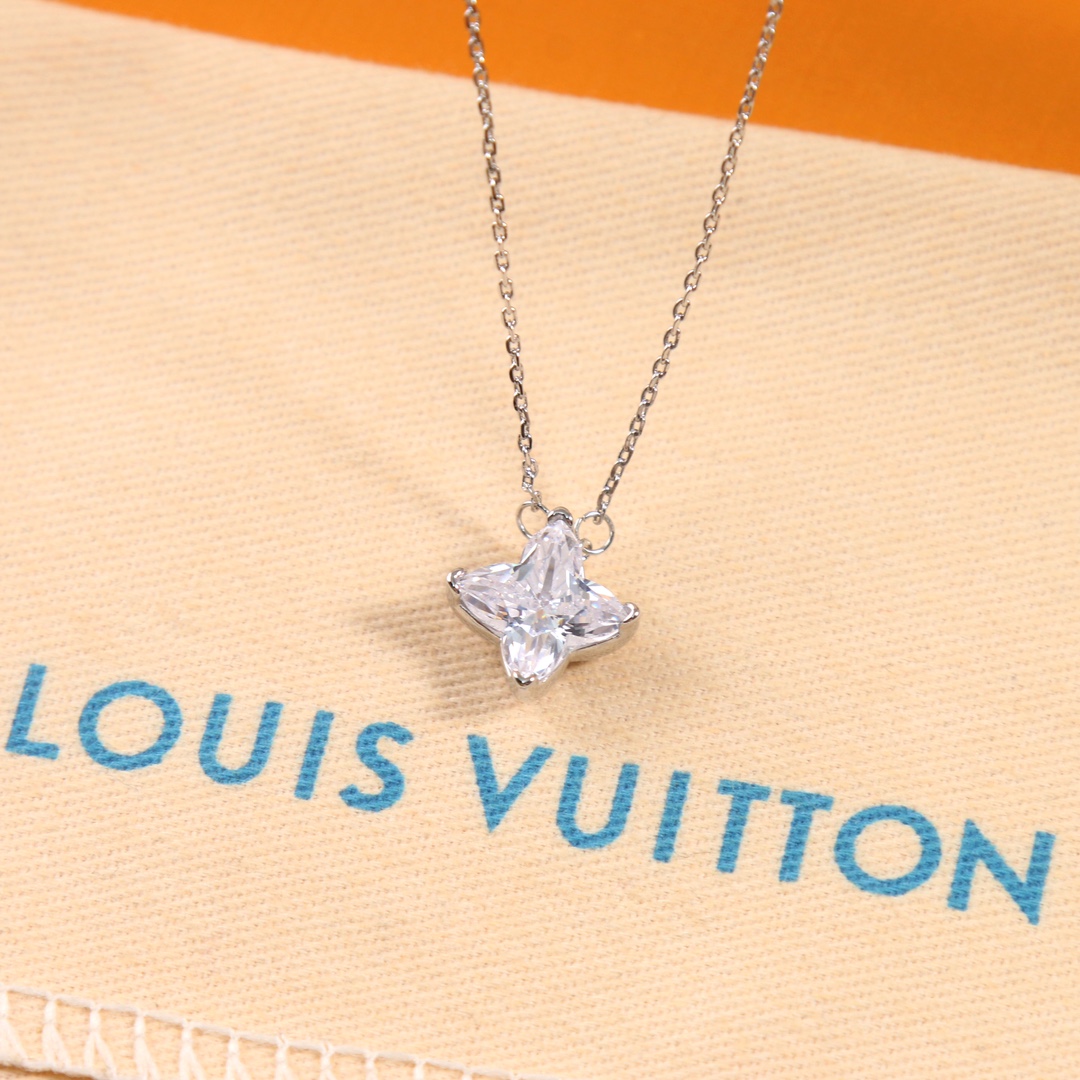 LV lconic Pearls necklace - Image 7