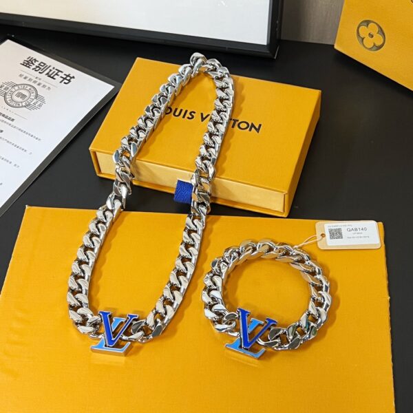 LV Cuban Chain