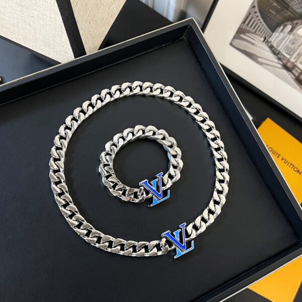 LV Cuban Chain - Image 2