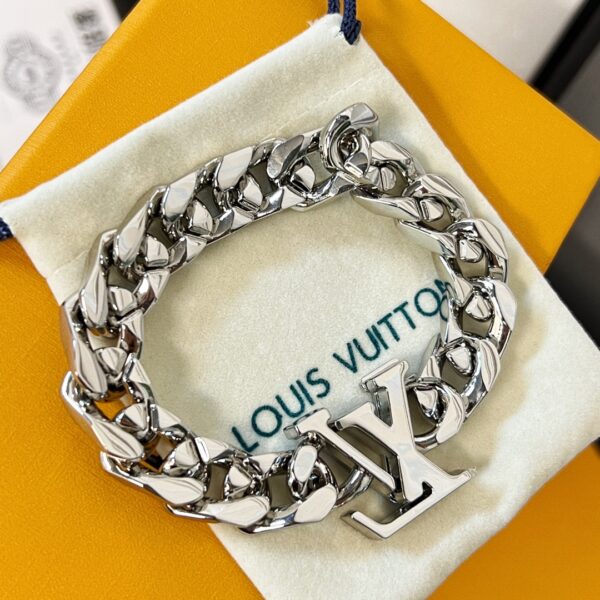 LV Cuban Chain - Image 4