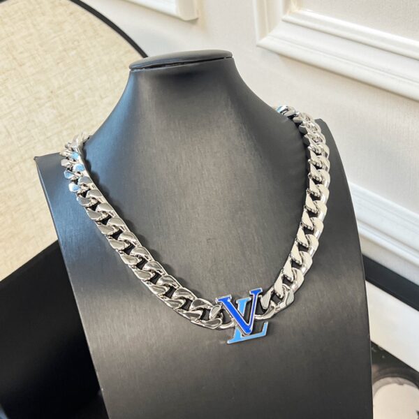 LV Cuban Chain - Image 5
