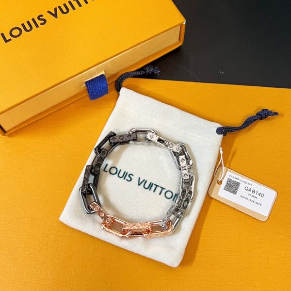 LV Cuban Chain - Image 4