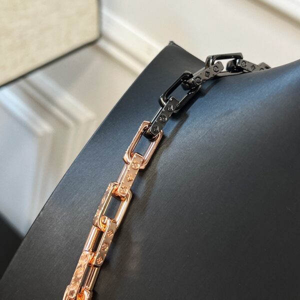 LV Cuban Chain - Image 6