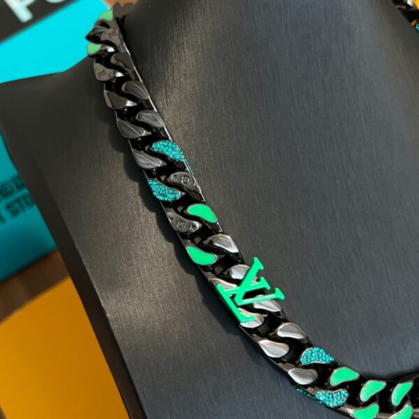 LV Cuban Chain - Image 4