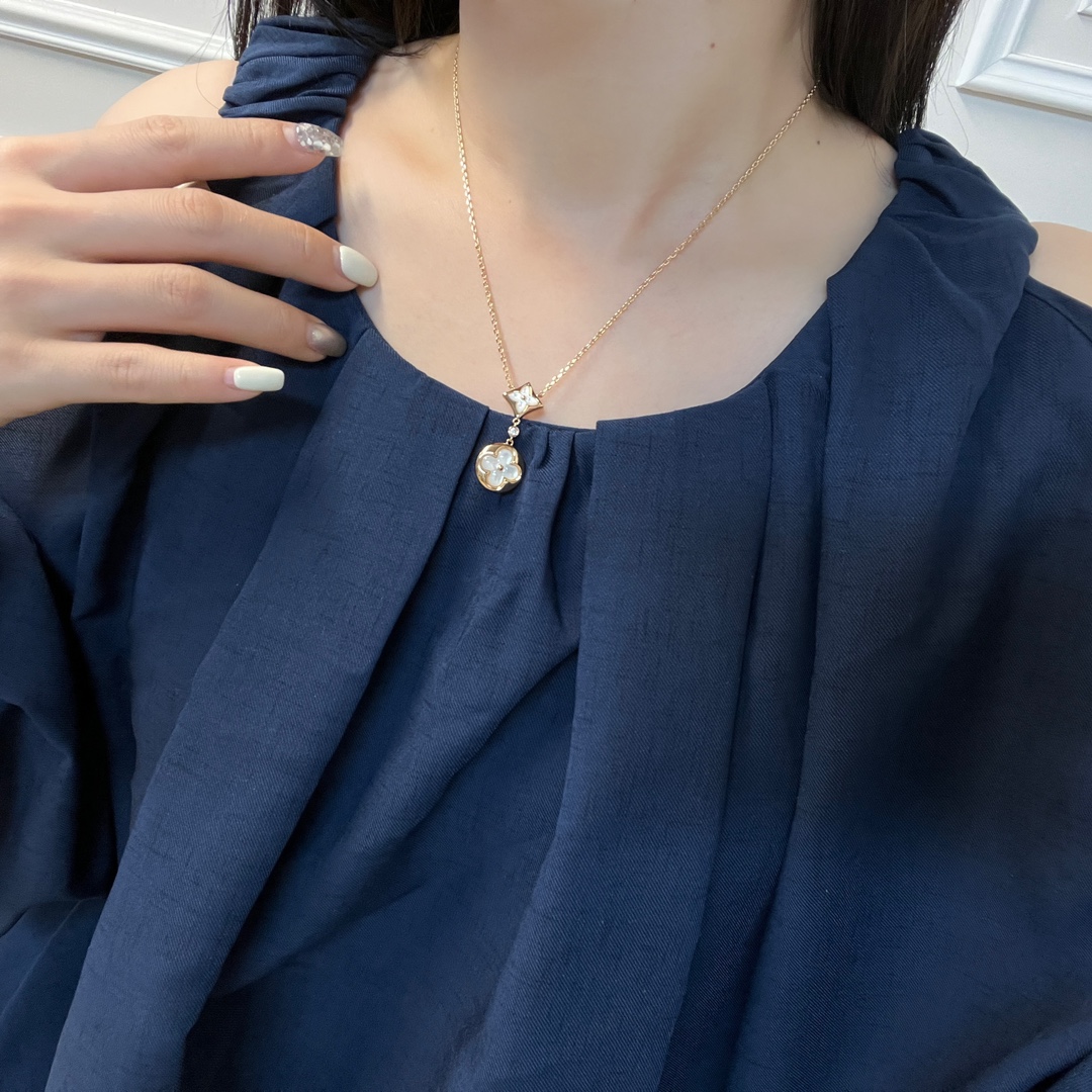 LV lconic Pearls necklace - Image 3