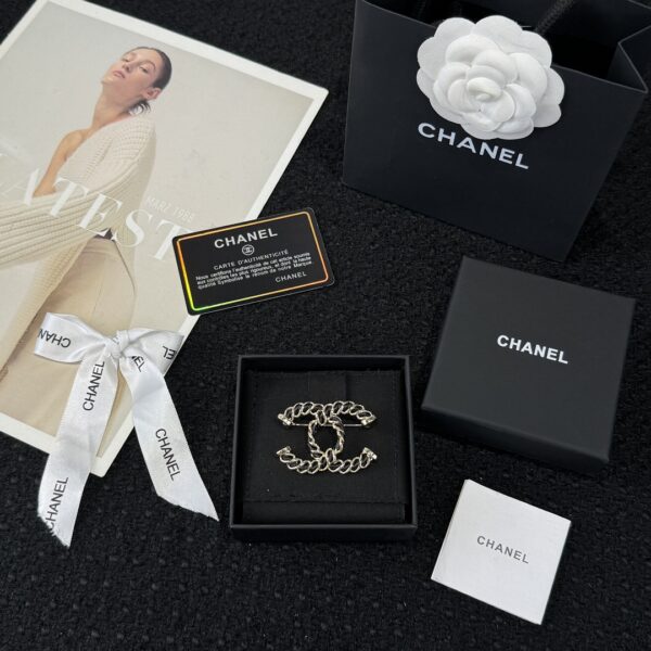 Chanel Double C Black Leather Rope Brooch - Image 2