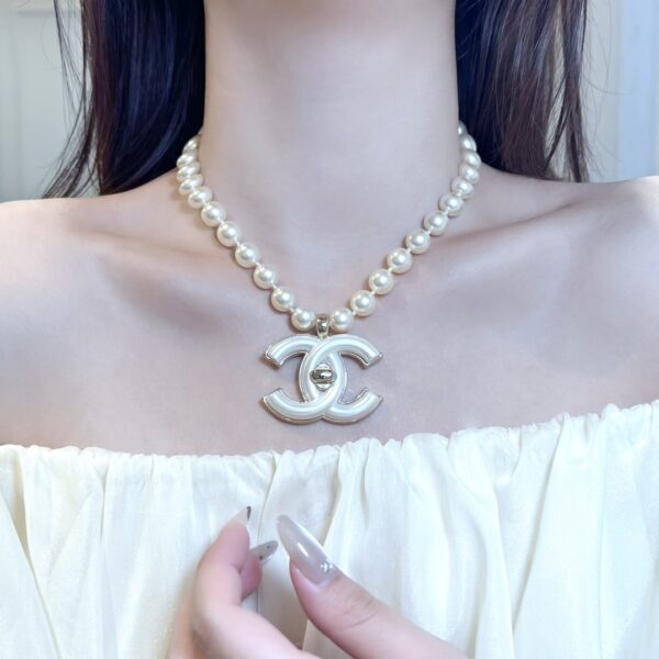 Chanel Double C Pearl Necklace - Image 3