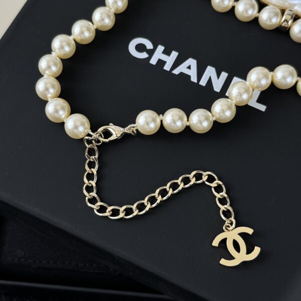Chanel Double C Pearl Necklace - Image 7