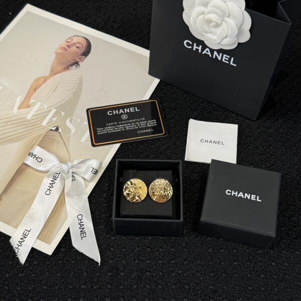 Chanel C1 Double C Gold Letter Disc Lava Earrings - Image 2