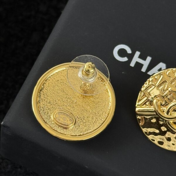 Chanel C1 Double C Gold Letter Disc Lava Earrings - Image 6
