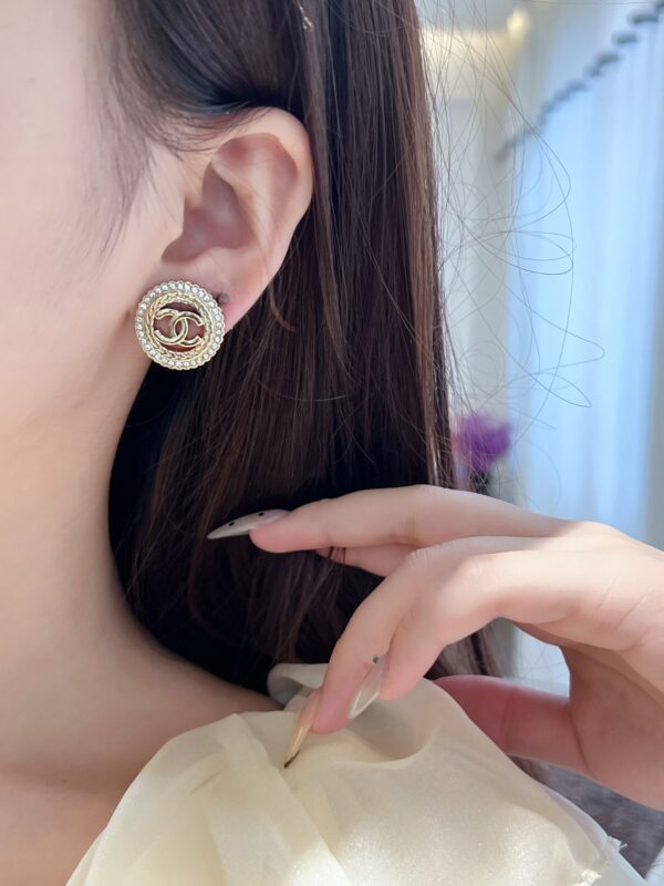 Chanel C1 Double C Round Full Diamond Earnail Earrings - Image 5
