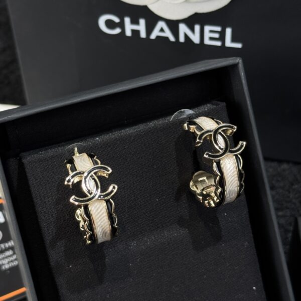 Chanel C1 Double C Half Round Earnail Earrings