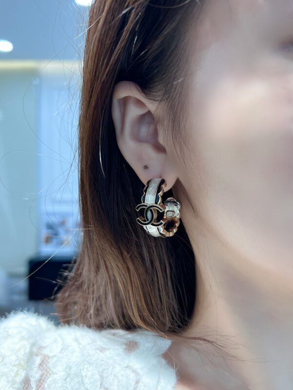 Chanel C1 Double C Half Round Earnail Earrings - Image 3