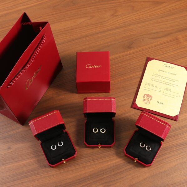 Cartier's new full diamond round cake earrings - Image 2