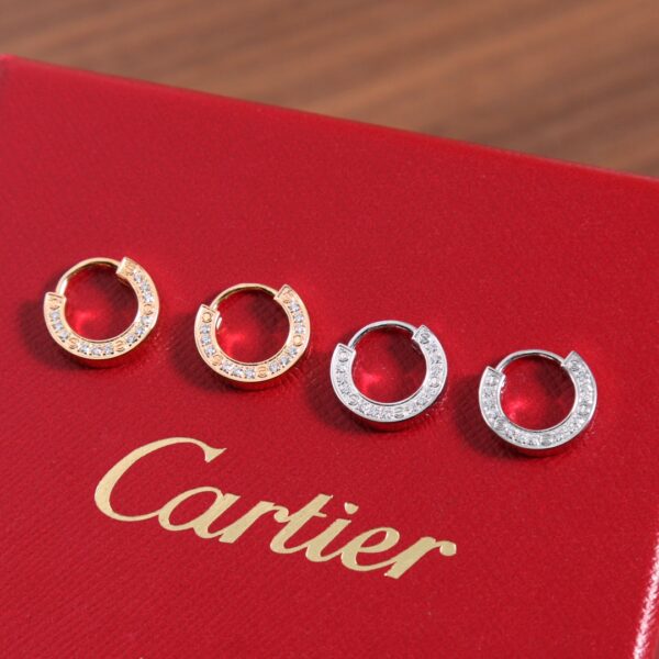 Cartier's new full diamond round cake earrings - Image 4