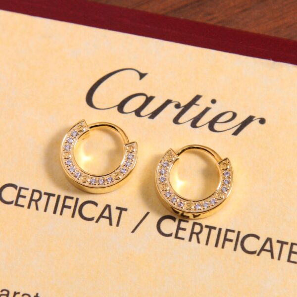 Cartier's new full diamond round cake earrings - Image 5
