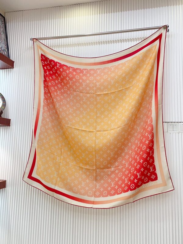 LV cashmere shawl - Image 3