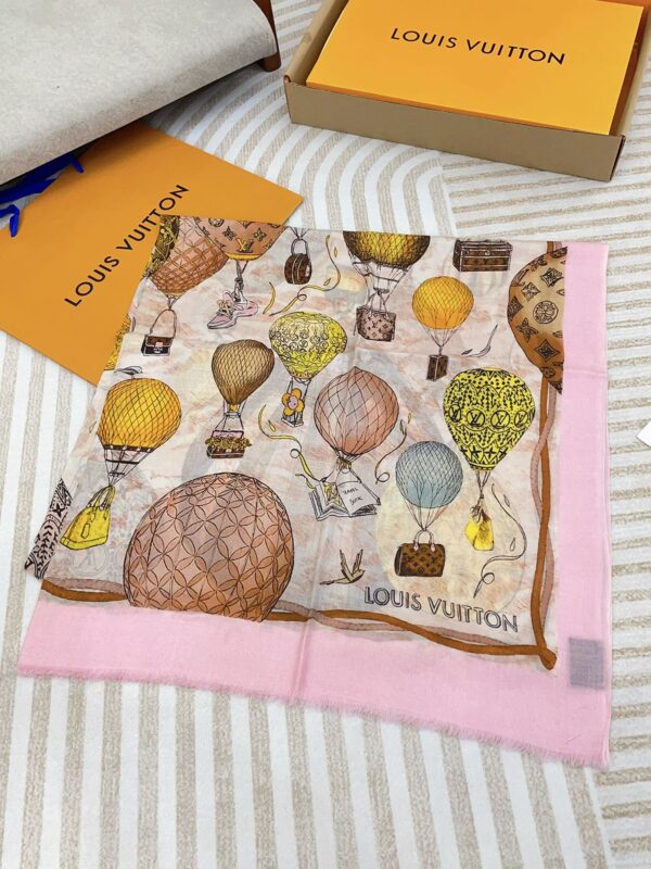 LV hot air balloon scarf - Image 3