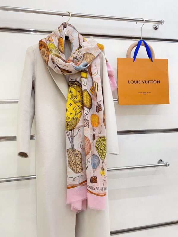LV hot air balloon scarf - Image 6