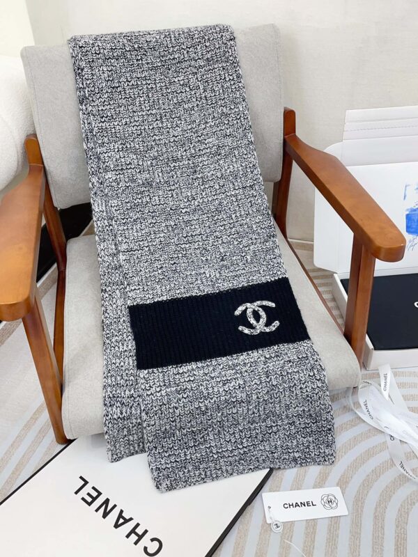 CHANEL Versatile Cashmere Scarf - Image 3