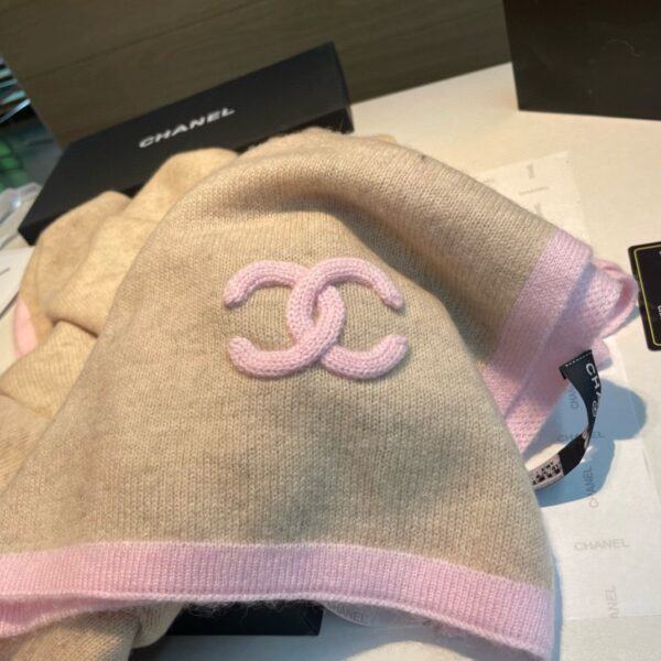 CHANEL Nepal Cashmere Scarf - Image 8