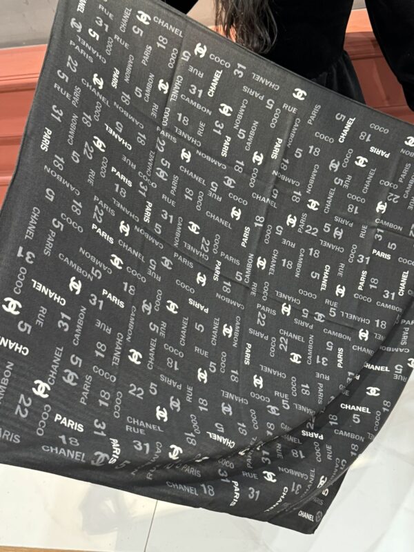 Chanel diamond patterned velvet square scarf - Image 6