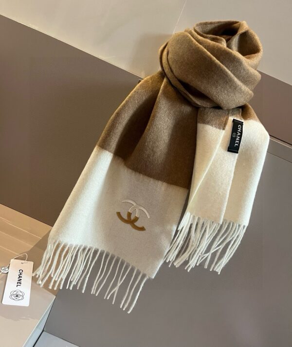 Chanel Classic Cashmere Scarf - Image 4
