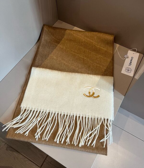 Chanel Classic Cashmere Scarf - Image 7