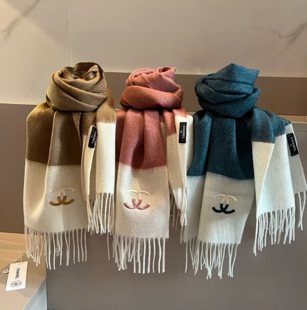 Chanel Classic Cashmere Scarf - Image 8