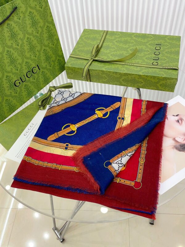 GUCCI cashmere handkerchief