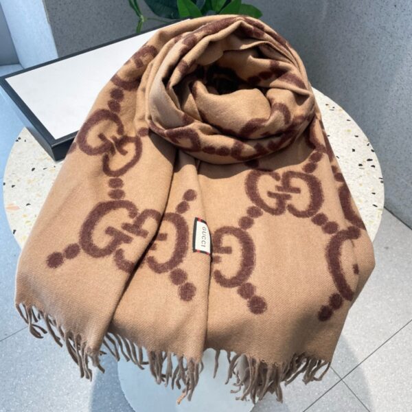 GUCCI cashmere shawl scarf - Image 4
