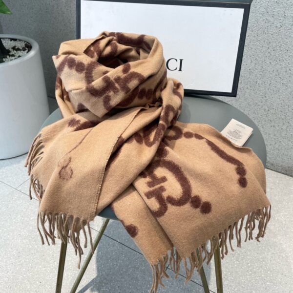 GUCCI cashmere shawl scarf - Image 5