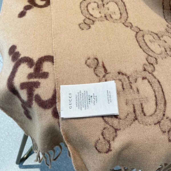 GUCCI cashmere shawl scarf - Image 8